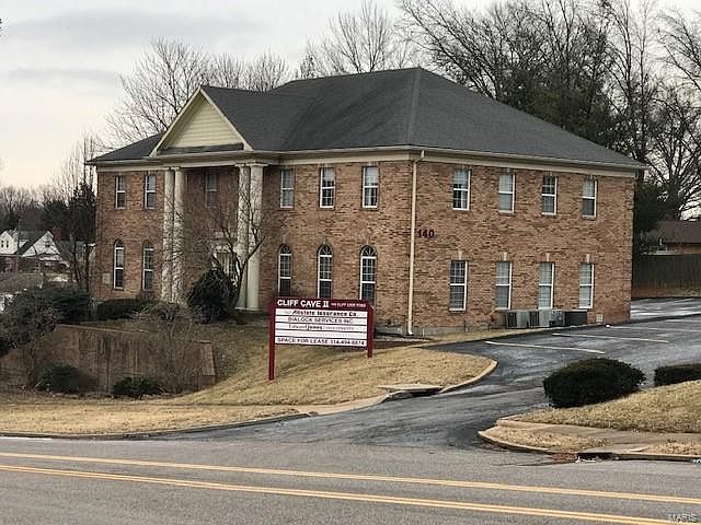 2nd image of 116 Cliff Cave Rd