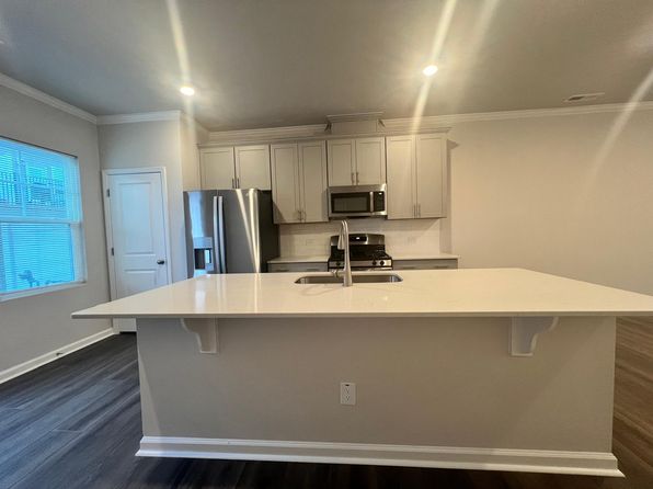 969 Highland Trace Dr