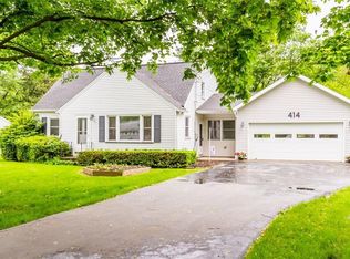 414 Trimmer Rd, Spencerport, NY 14559