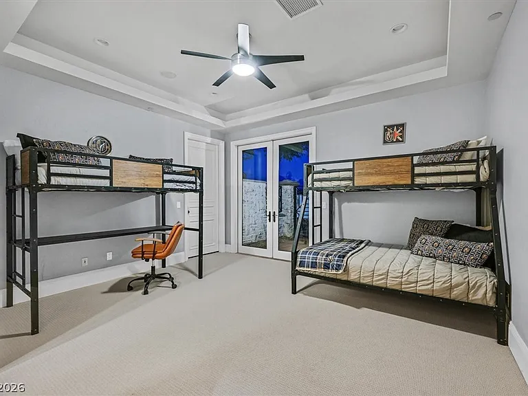 8 Rue Mediterra Dr — Photo 68