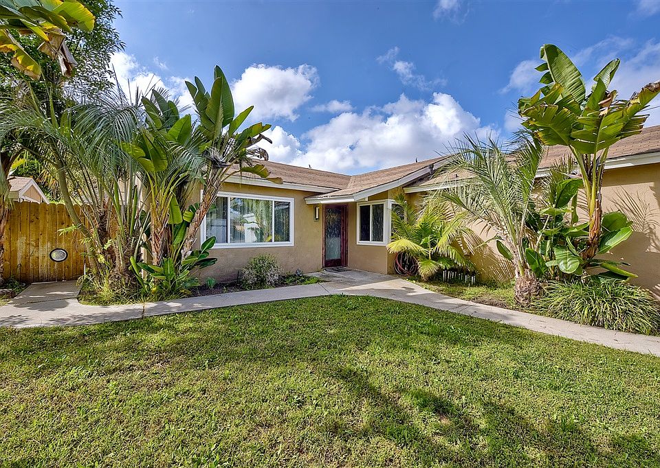 2nd image of 3259 Roberta Ln