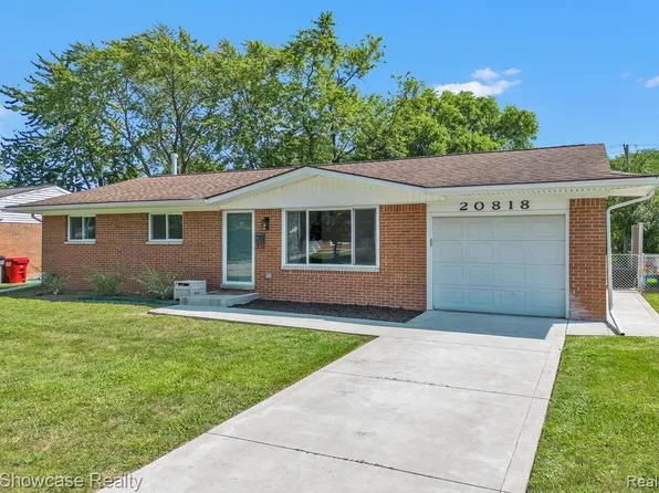 20818 Shoreview St, Clinton Township, MI 48035