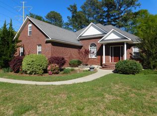 1180 Warwick Dr, Sumter, SC 29154