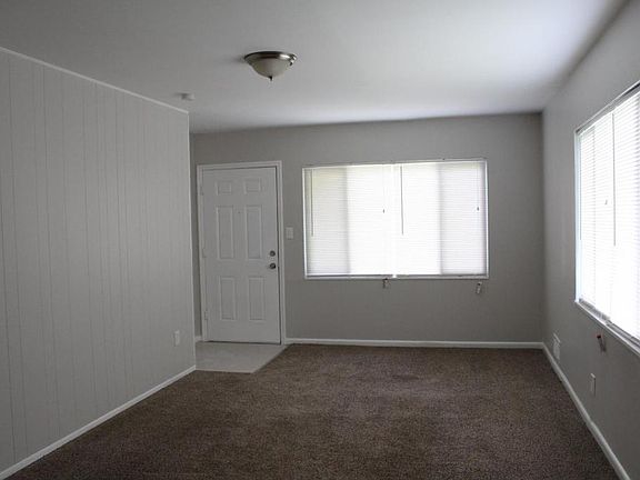 4th image of 116 E Leslie Ave