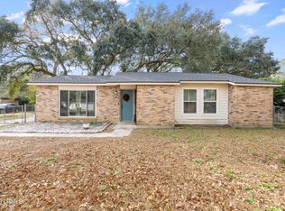 5618 Frederick Dr, Beaufort, SC 29906