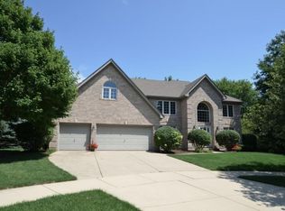 1924 Clyde Dr, Naperville, IL 60565