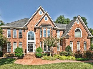 1112 Lost Oak Rd, Charlotte, NC 28270