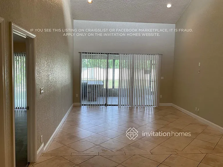 3261 NW 108th Dr — Photo 8
