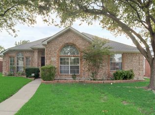 2307 Stratford Dr, Mesquite, TX 75150