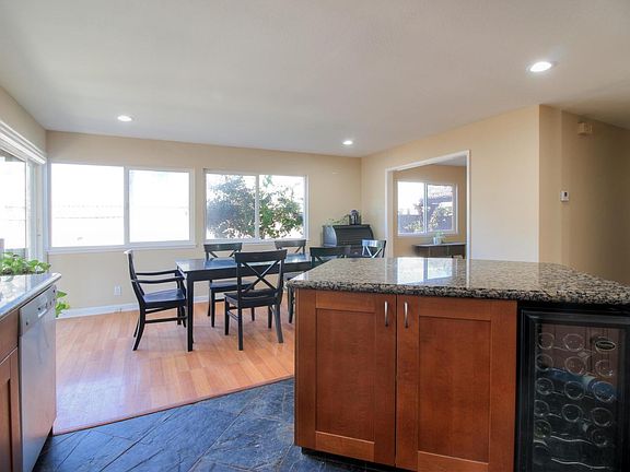 5th image of 265 Dondero Way
