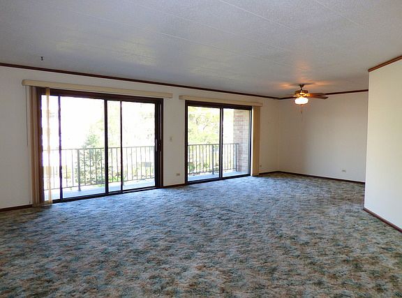 2nd image of 901 Center St Unit 201