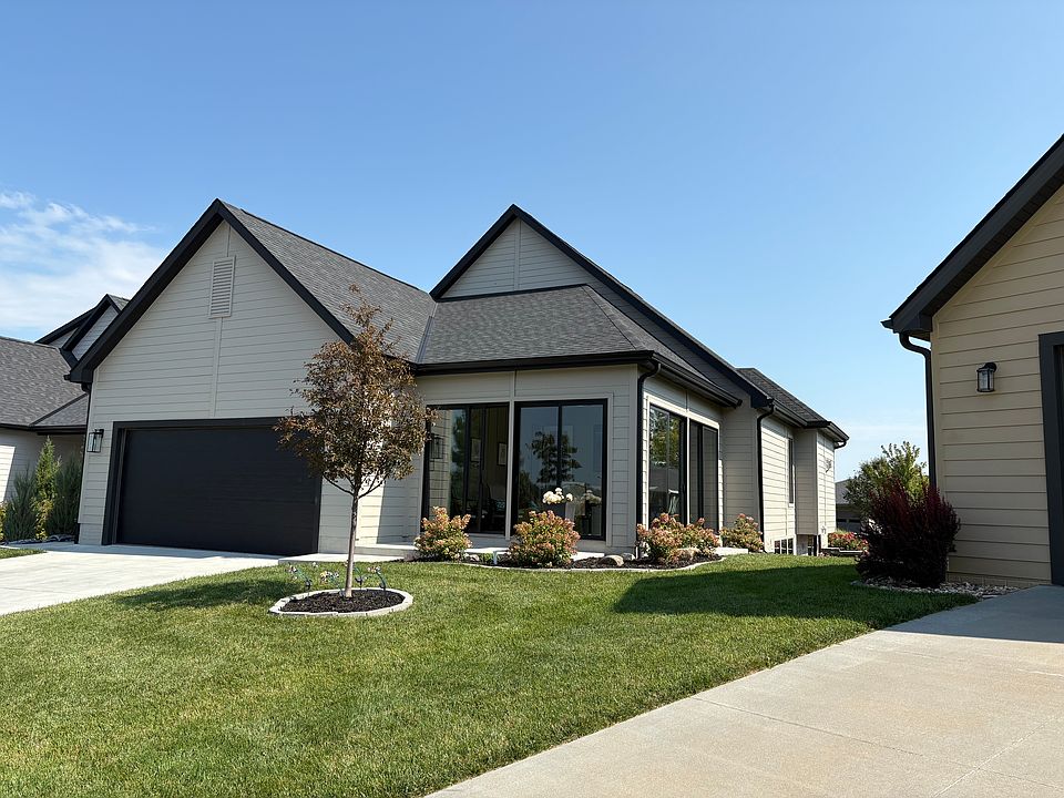 1st image of 7735 S 94th Bay