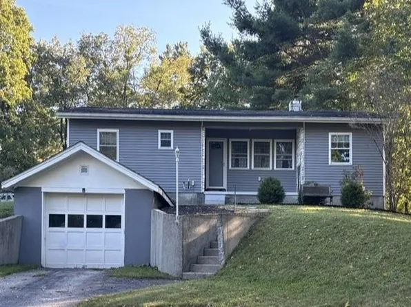 69 Flory Heights, Rutland Town, VT 05736
