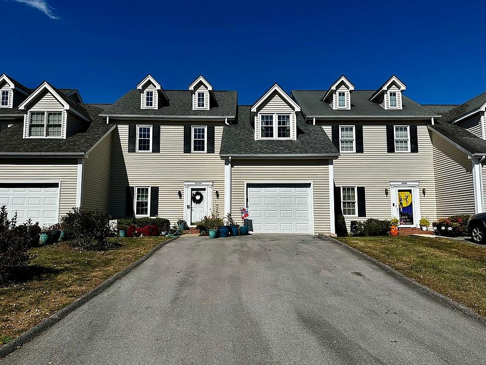 1st image of 20534 Westchester Cir