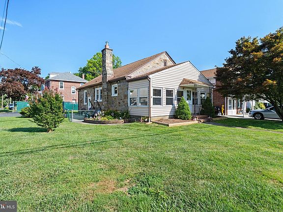 4th image of 609 Ryanard Rd