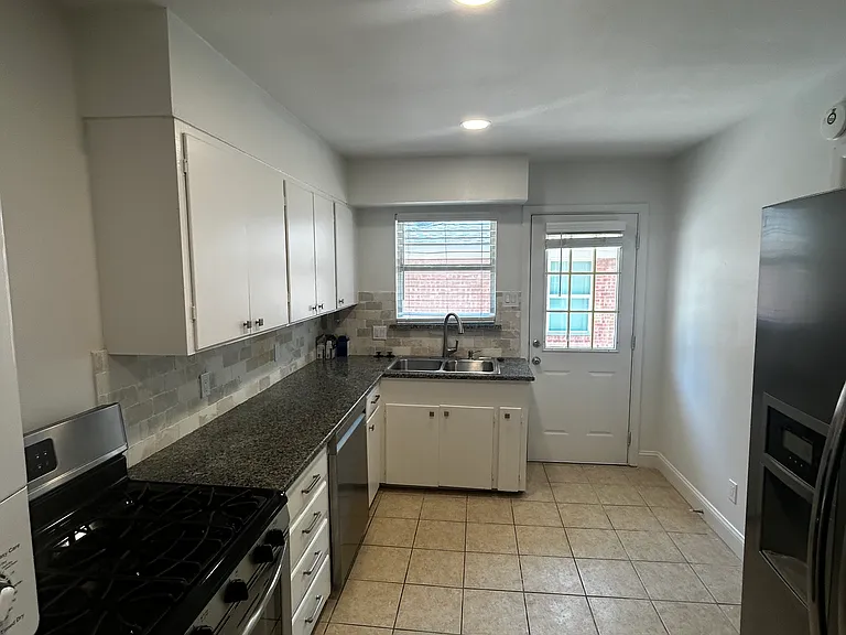6615 E Mockingbird Ln — Photo 7
