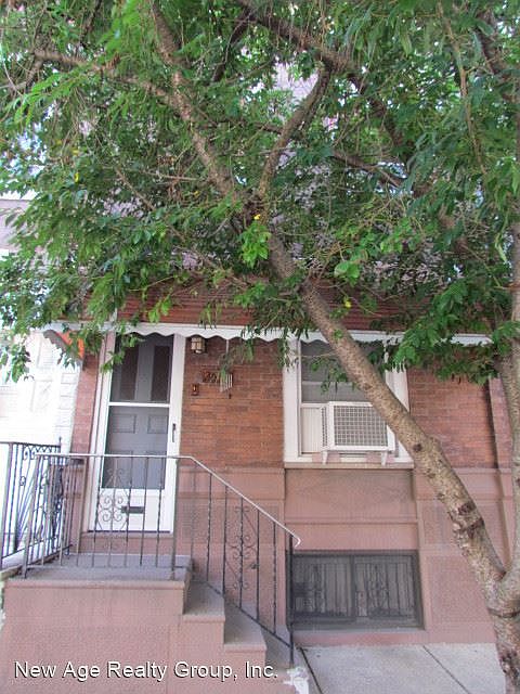 1st image of 2643 S Franklin St