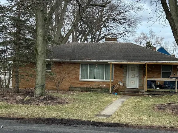 1009 Nela Pkwy, Toledo, OH 43615