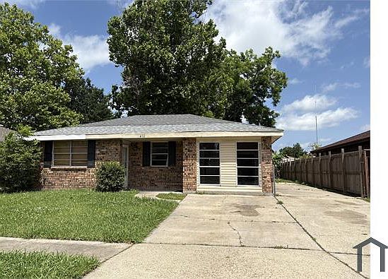 1st image of 412 Dandelion Dr