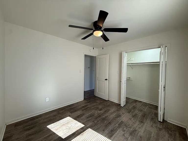 255 S Hicks St — Photo 11