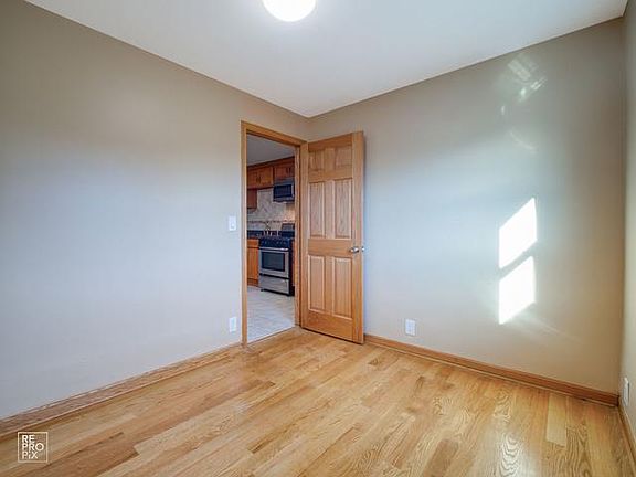 5th image of 3563 W Cortland St Unit 2