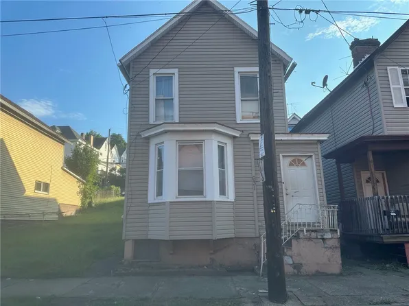 631 Washington Ave, Charleroi, PA 15022