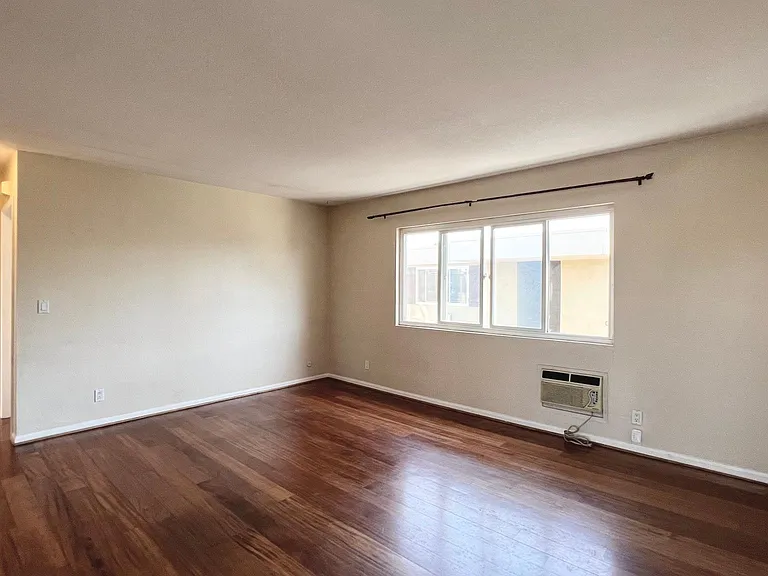6750 Beadnell Way #40 — Photo 4