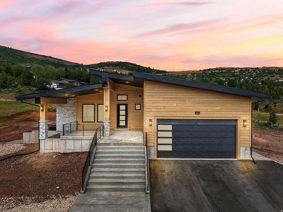 1st image of 1073 S Mountain Meadow Dr