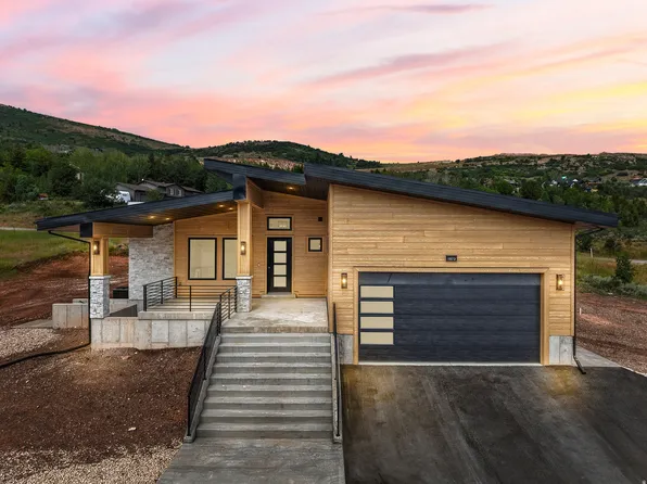 1073 S Mountain Vw, Garden City, UT 84028