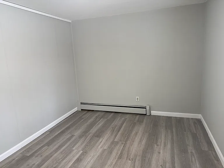 176 Court St #7 — Photo 8