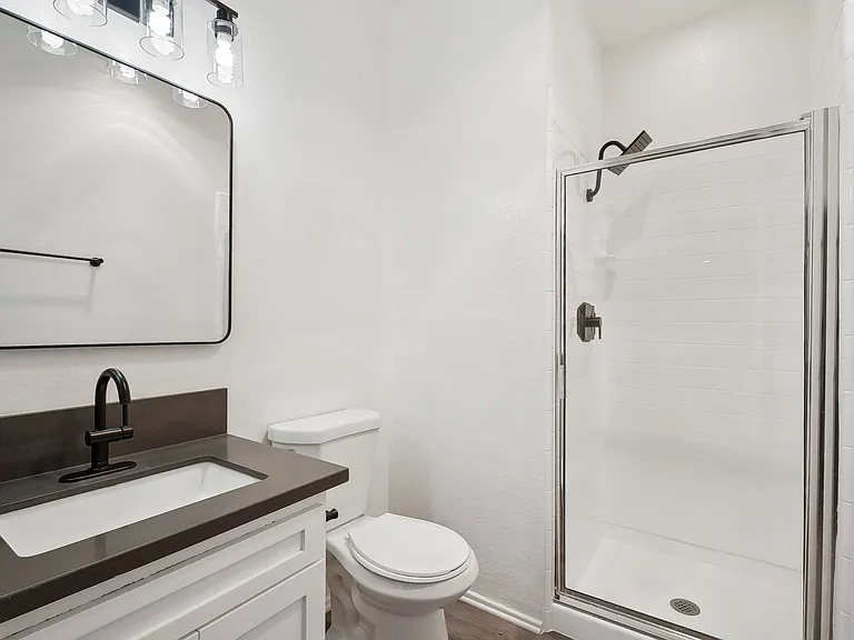 4532 Murietta Ave — Photo 34