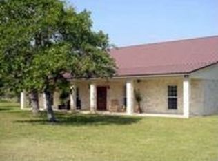 1171 Abrameit Rd, Goliad, TX 77963