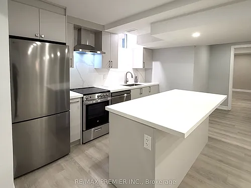 23 Brownlee Ave Photo 1