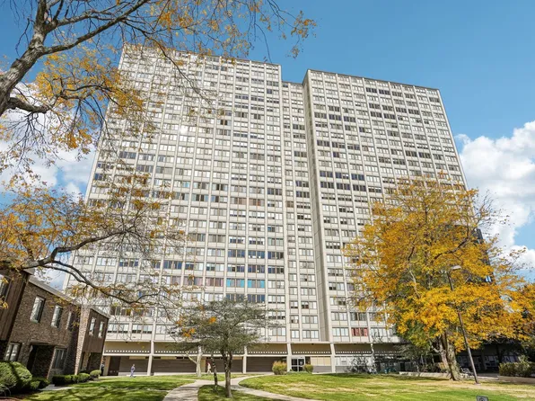 4800 S Lake Park Ave APT 2401, Chicago, IL 60615