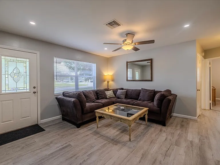 27311 J C Ln — Photo 2