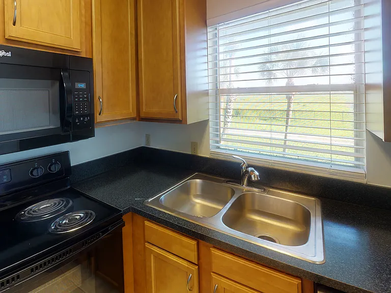 Alafaya Woods — Photo 48
