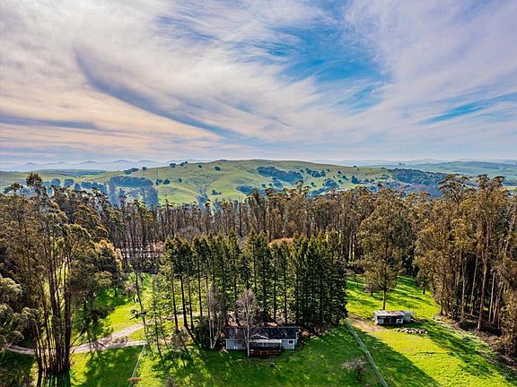 5th image of 5990 Roblar Road