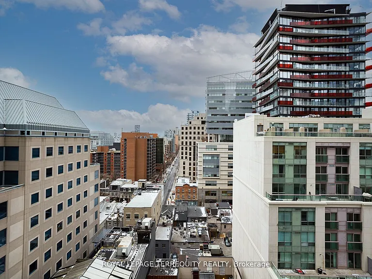 199 Richmond St W #1201 — Photo 19