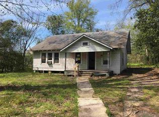 212 S Roberts St, Gilmer, TX 75644