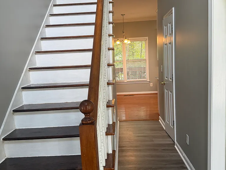 425 Tara Oaks Ct — Photo 13