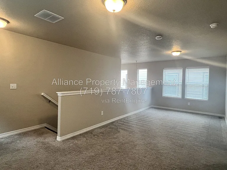 7851 Lathrop Vw — Photo 17