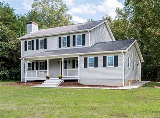 129 Treebark Rd, Statesville, NC 28625