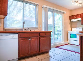 136 N Mantua St APT 4, Kent, OH 44240