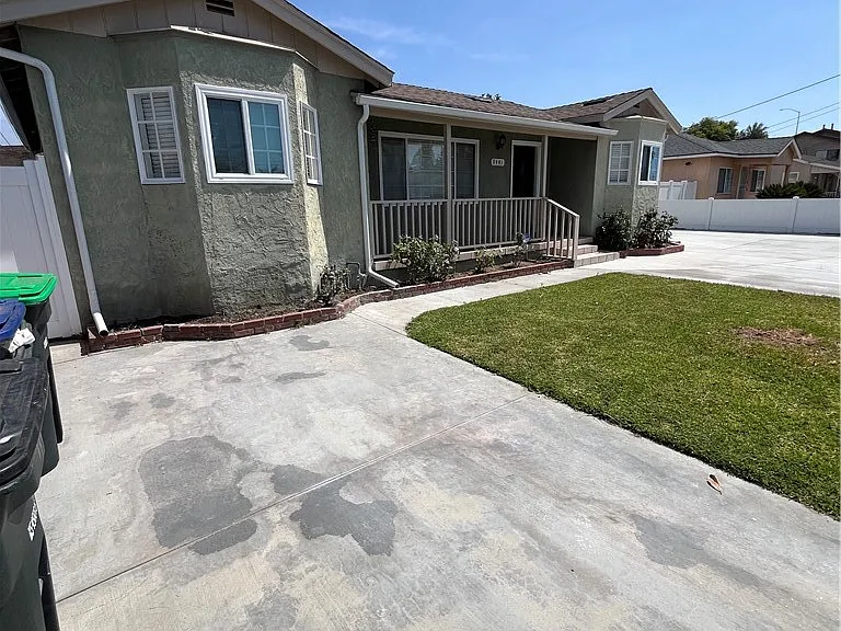 9441 Beverly St — Photo 3