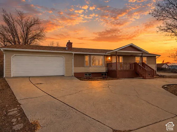 510 W Highway Dr, Wellington, UT 84542