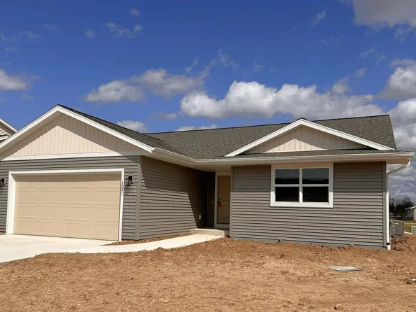 1041 McNish COURT, Sheboygan Falls, WI 53085