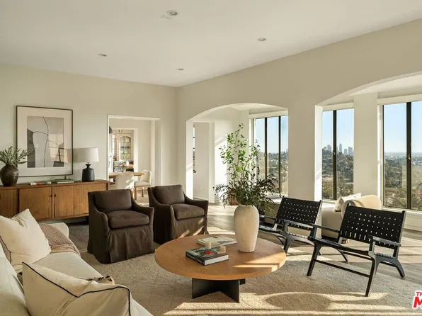 3743 Amesbury Rd, Los Angeles, CA 90027