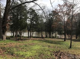 1015 Prater Ln, Townville, SC 29689