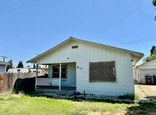 813 E Inyo Ave, Tulare, CA 93274