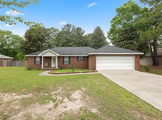 27 Keystone Dr, Petal, MS 39465